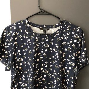 Cute navy floral T